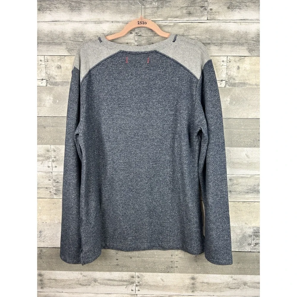 Tommy Bahama Sweatshirt Men Blue Red Marlin Logo Fleece Crew Neck Size M